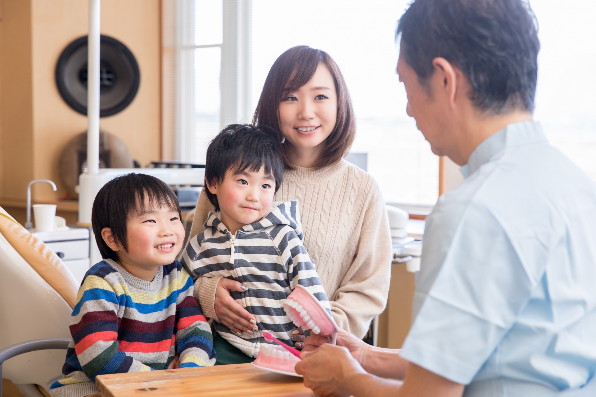 枚方市で子供から高齢者まで評判の良い診療をする歯科医院の特徴